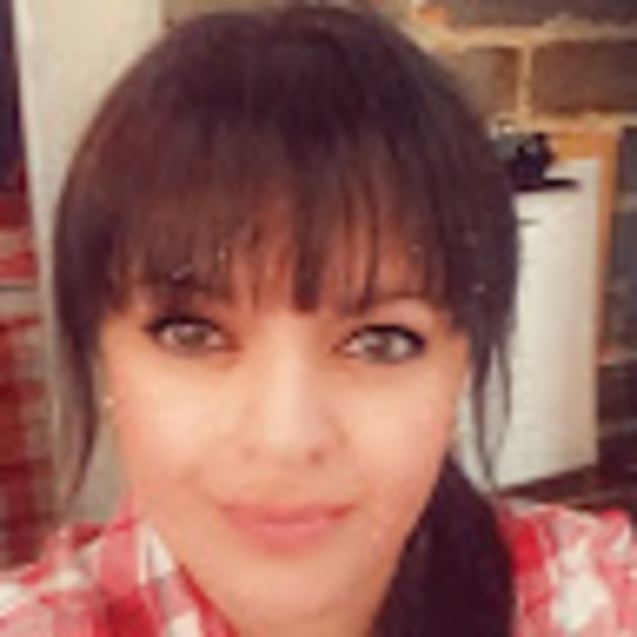 Meet your Posher, Dana - Picture 1 of 1